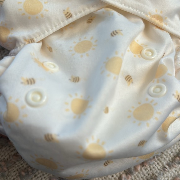 Bambino Mio overnight cloth diaper - Picture 2 of 5